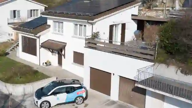 Eltop E-Mobilität Ladelösungen Solar Photovoltaik Eigenstrom