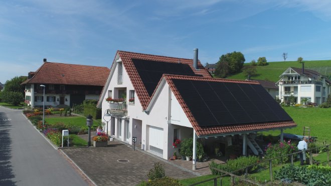 Haus mit Solaranlage